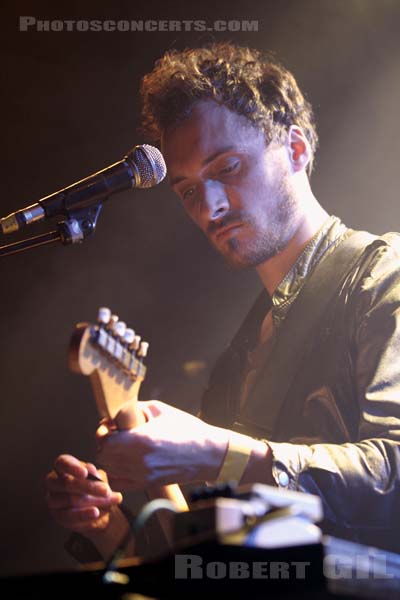 4 GUYS FROM THE FUTURE - 2011-11-16 - PARIS - Point Ephemere - 